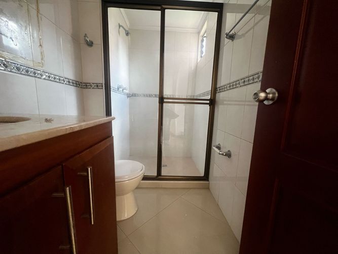Apartamento de 4 alcobas en arriendo en Santa María De Los Ángeles, Medellín, 230 m² · foto 15 de 15