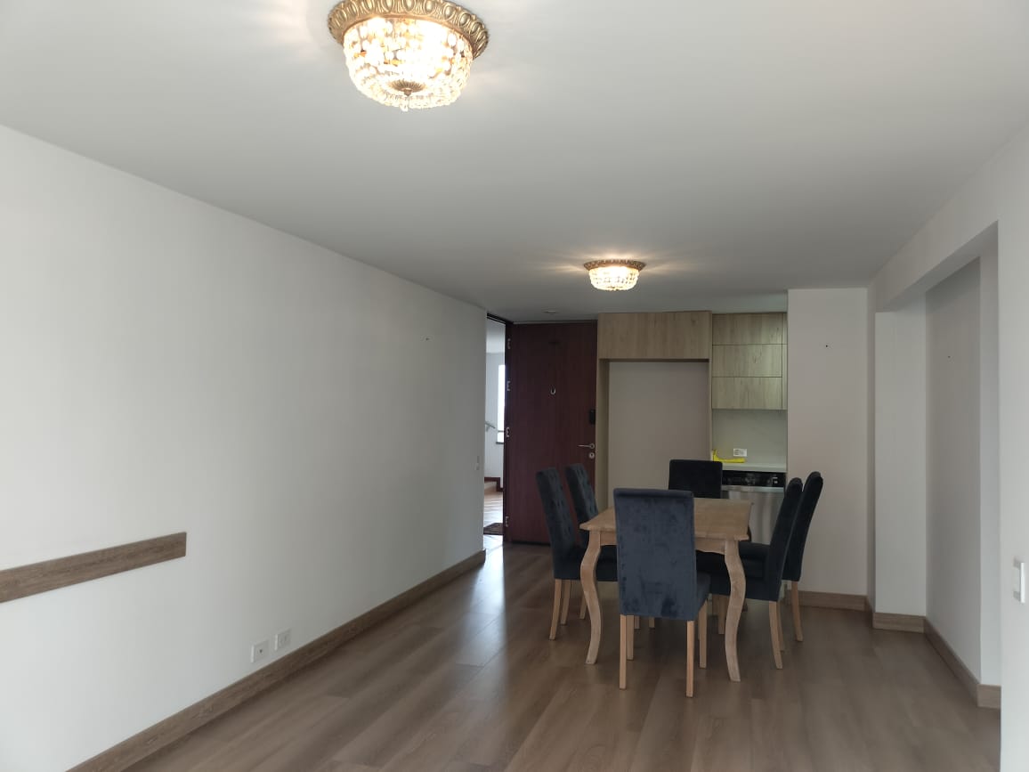 Apartamento en venta en El Poblado, Medellín · foto 5 de 16