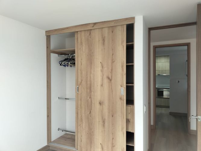 Apartamento de 2 alcobas en arriendo en El Poblado, Medellín, 69 m² · foto 9 de 16