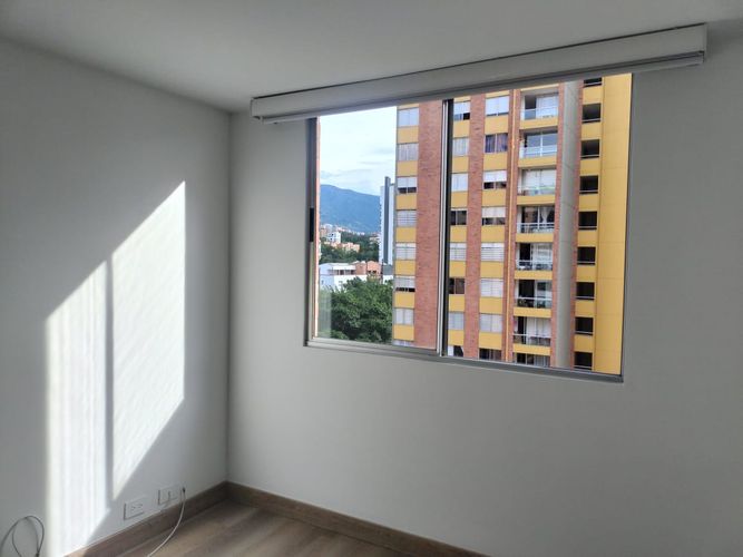 Apartamento de 2 alcobas en arriendo en El Poblado, Medellín, 69 m² · foto 11 de 16