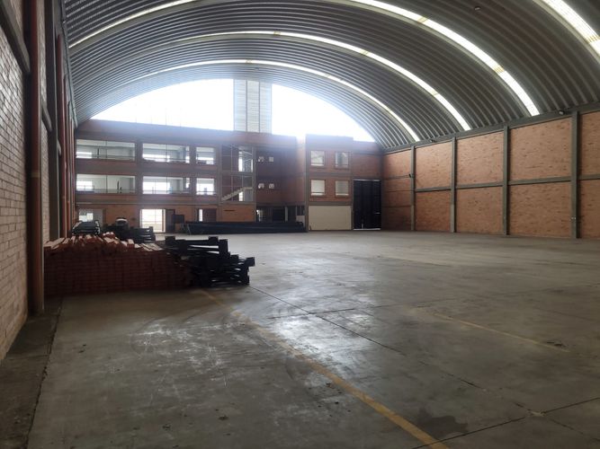 Bodega en arriendo en Centro Tocancipá, Tocancipá, 1750 m² · foto 2 de 24