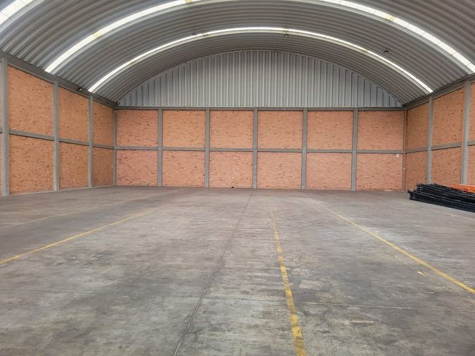 Bodega en arriendo en Centro Tocancipá, Tocancipá, 1750 m² · foto 3 de 24