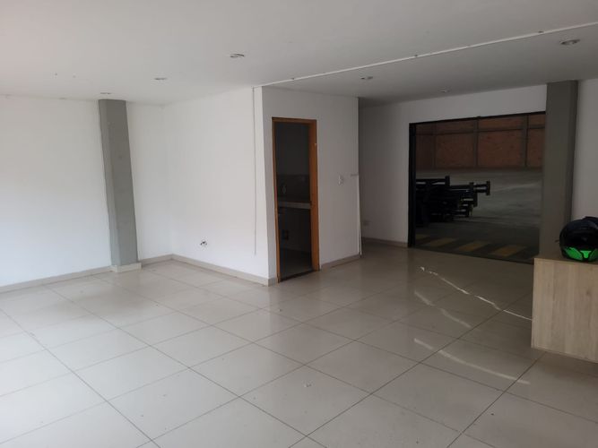 Bodega en arriendo en Centro Tocancipá, Tocancipá, 1750 m² · foto 9 de 24