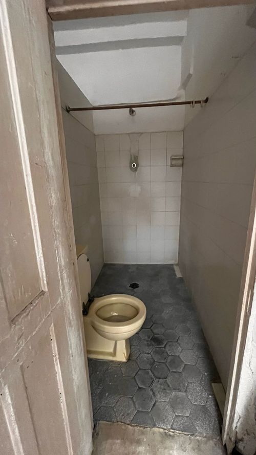 Casa de 9 alcobas en venta en Bretaña, Cali, 214 m² · foto 14 de 22