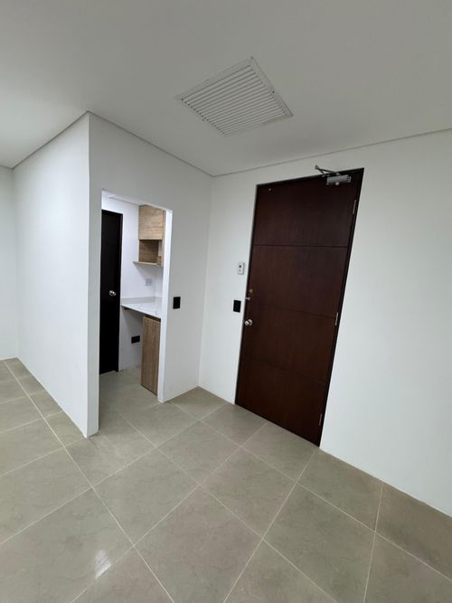 Oficina en venta en Santa Monica, Cali, 40 m² · foto 5 de 9