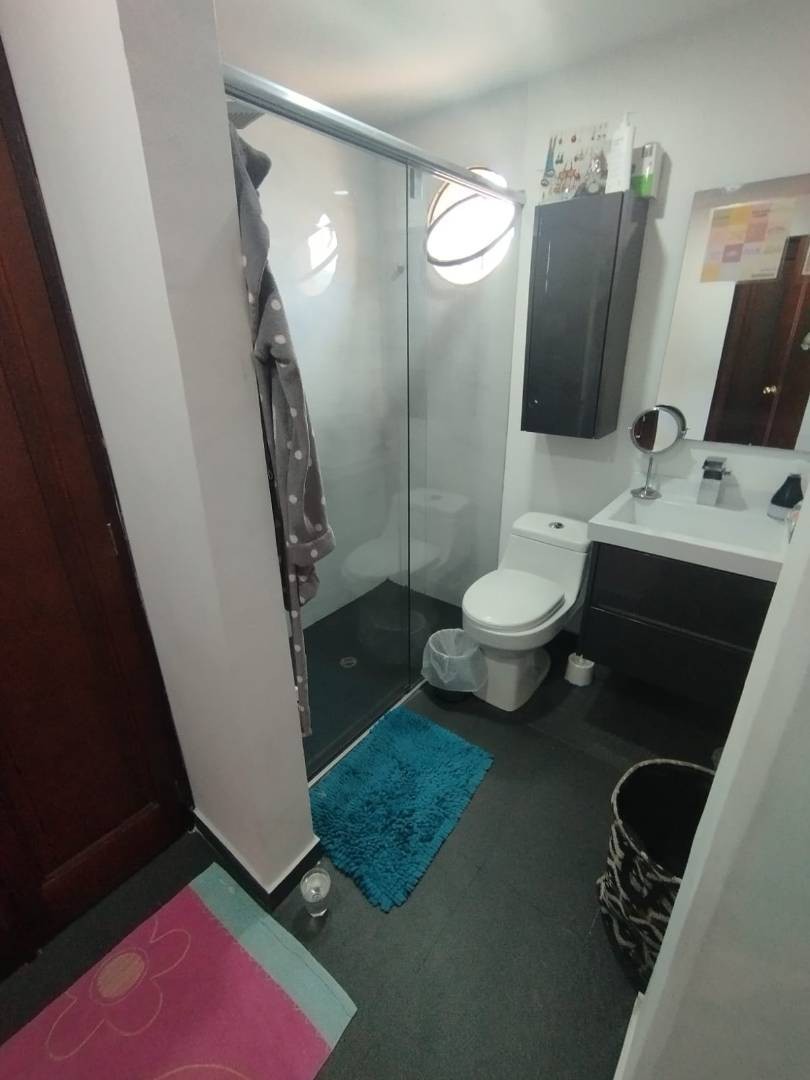 Apartamento en venta en Santa Barbara Occidental, Bogotá · foto 7 de 24
