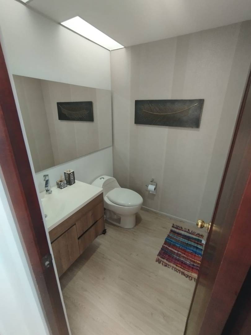 Apartamento en venta en Santa Barbara Occidental, Bogotá · foto 21 de 24