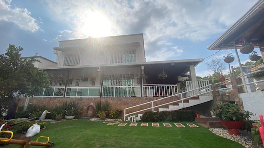Casa de 8 alcobas en venta en Ruitoque Alto, Floridablanca, 250 m² · foto 8 de 24