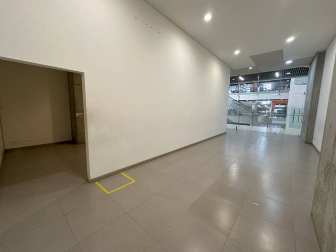 Local en arriendo en Santa Monica, Cali, 96 m² · foto 9 de 19