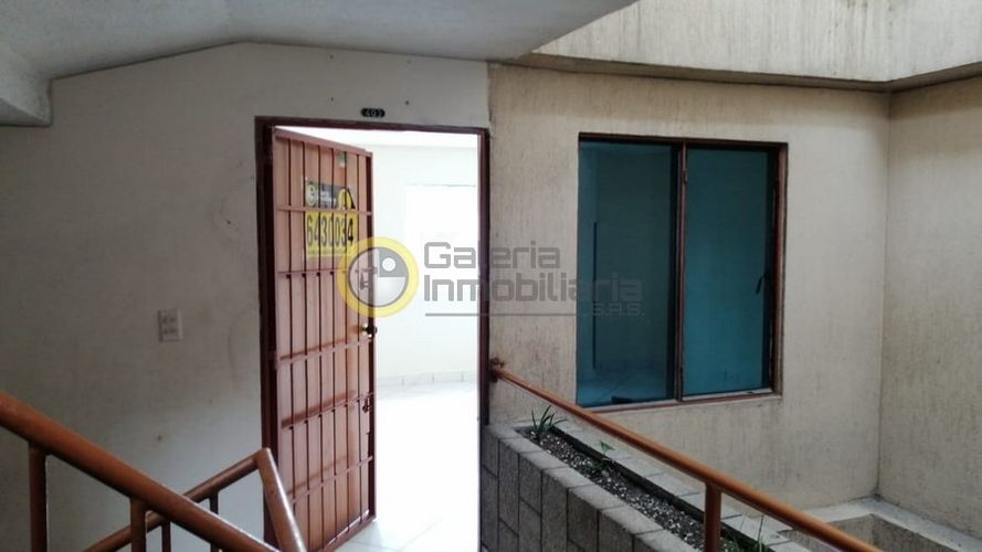 Oficina en arriendo en Centro, Bucaramanga, 23 m² · foto 2 de 8