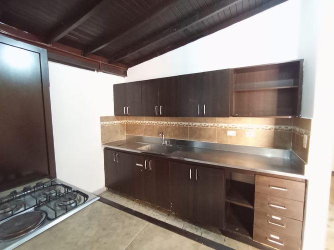 Oficina en arriendo en Belén, Medellín, 280 m² · foto 5 de 19