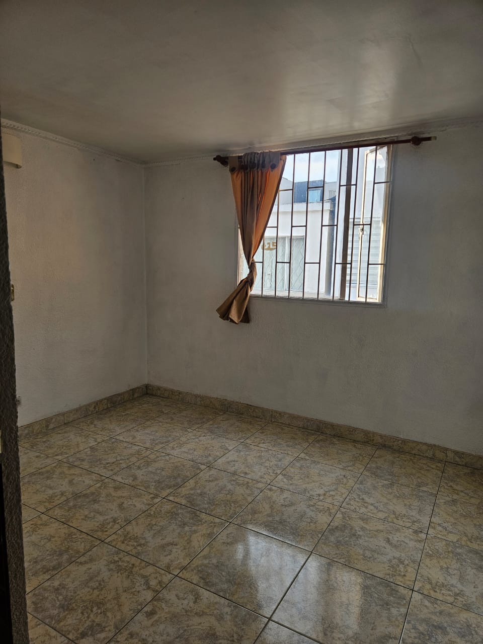 Casa en venta en Madelena, Bogotá · foto 8 de 24
