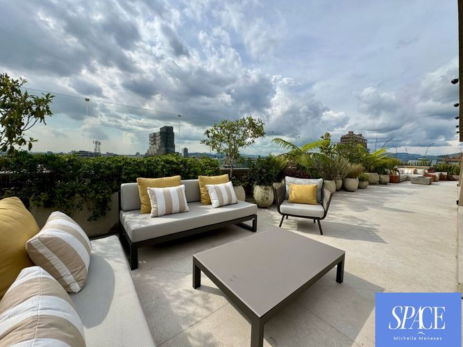 Apartamento de 4 alcobas en venta en Chico, Bogotá, 599 m² · foto 9 de 24