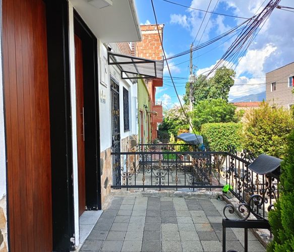 Casa de 3 alcobas en venta en Cristobal, Medellín, 113 m² · foto 3 de 20