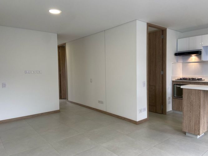 Apartamento de 3 alcobas en arriendo en San Jose, Sabaneta, 80 m² · foto 5 de 20