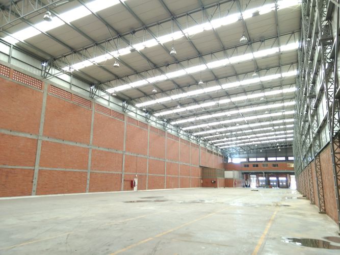 Bodega en arriendo en Brisas De Los Alamos, Cali · foto 6 de 24