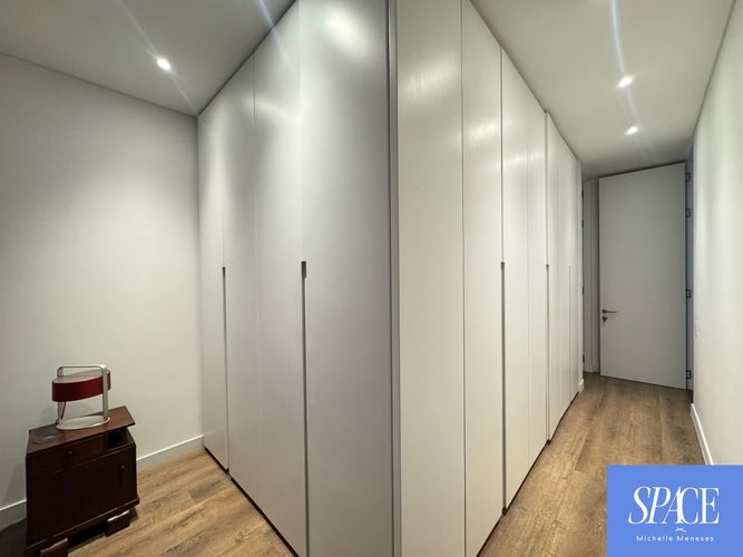 Apartamento de 2 alcobas en venta en Los Rosales, Bogotá, 141 m² · foto 21 de 24