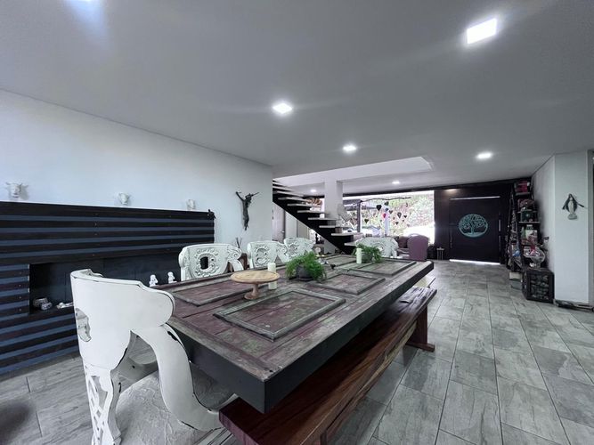 Casa de 7 alcobas en venta en Escobero, Envigado, 560 m² · foto 4 de 20