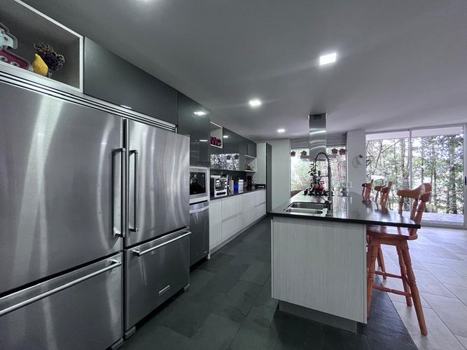 Casa de 7 alcobas en venta en Escobero, Envigado, 560 m² · foto 9 de 20