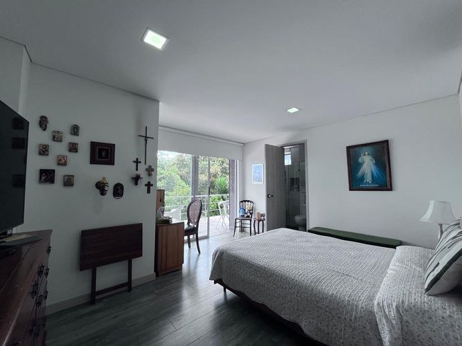 Casa de 7 alcobas en venta en Escobero, Envigado, 560 m² · foto 13 de 20