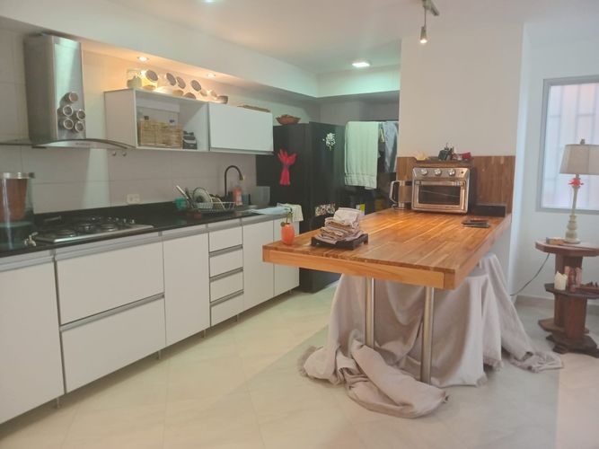 Apartamento de 2 alcobas en venta en El Poblado, Medellín, 74 m² · foto 6 de 17