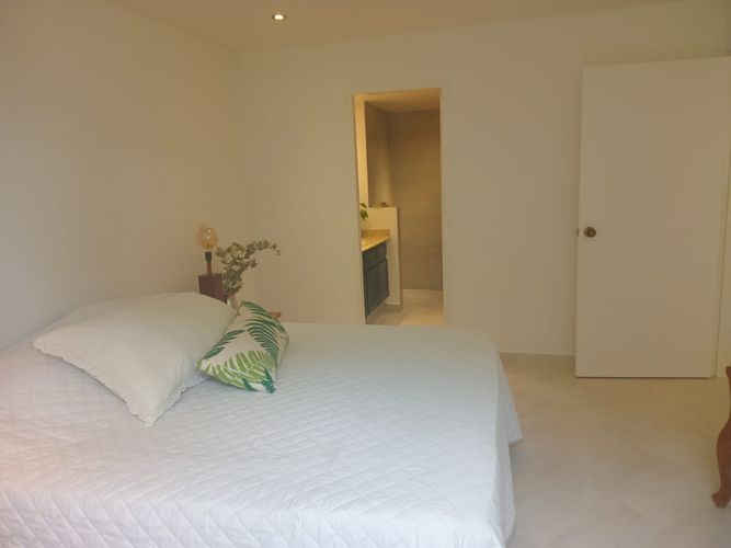 Apartamento de 2 alcobas en venta en El Poblado, Medellín, 74 m² · foto 9 de 17