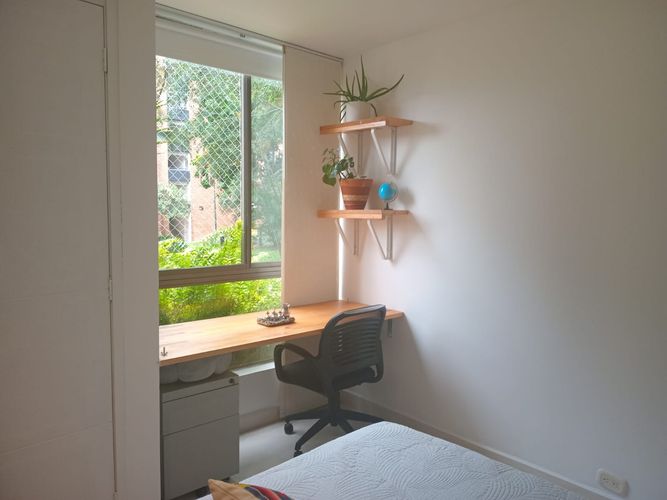 Apartamento de 2 alcobas en venta en El Poblado, Medellín, 74 m² · foto 11 de 17