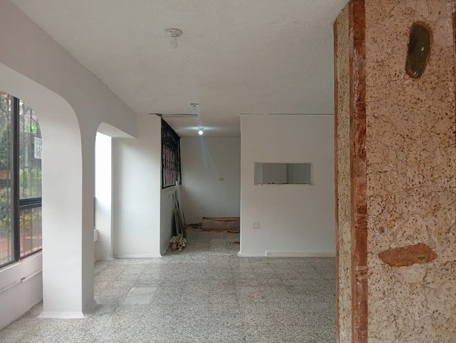 Local en arriendo en Laureles, Medellín, 120 m² · foto 2 de 10
