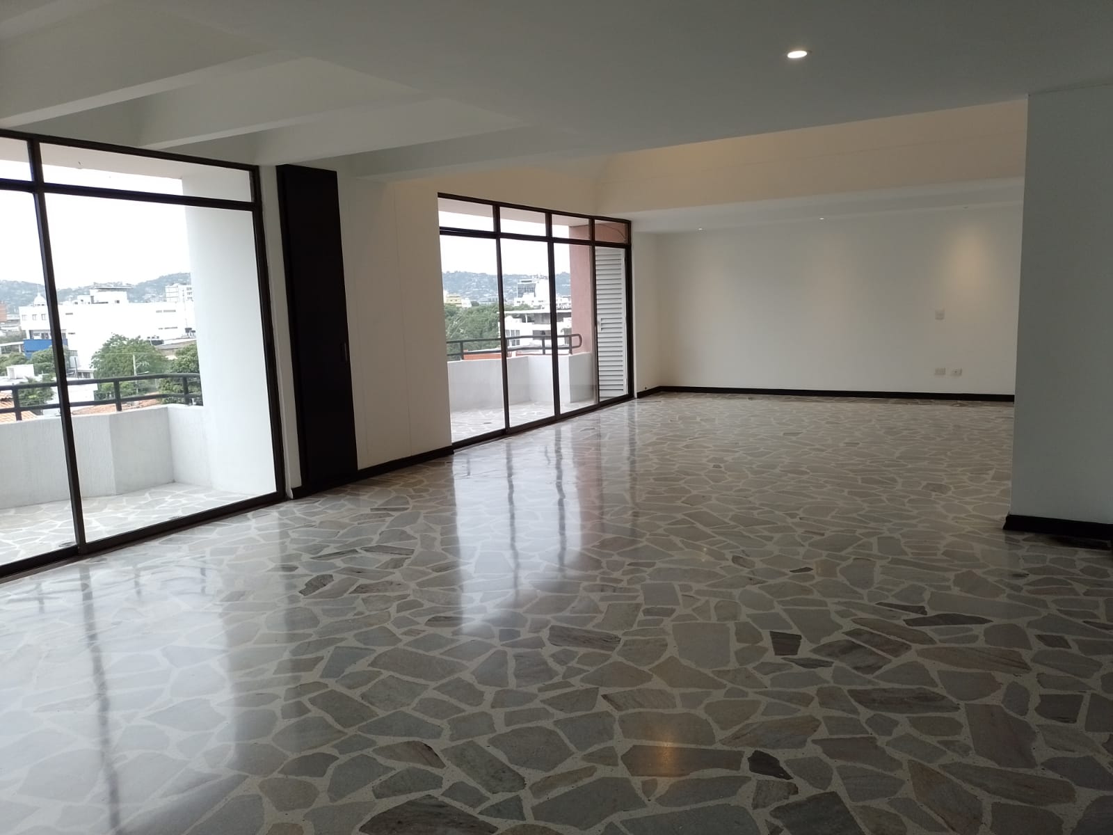 Apartamento en venta en La Playa, Cúcuta · foto 23 de 24