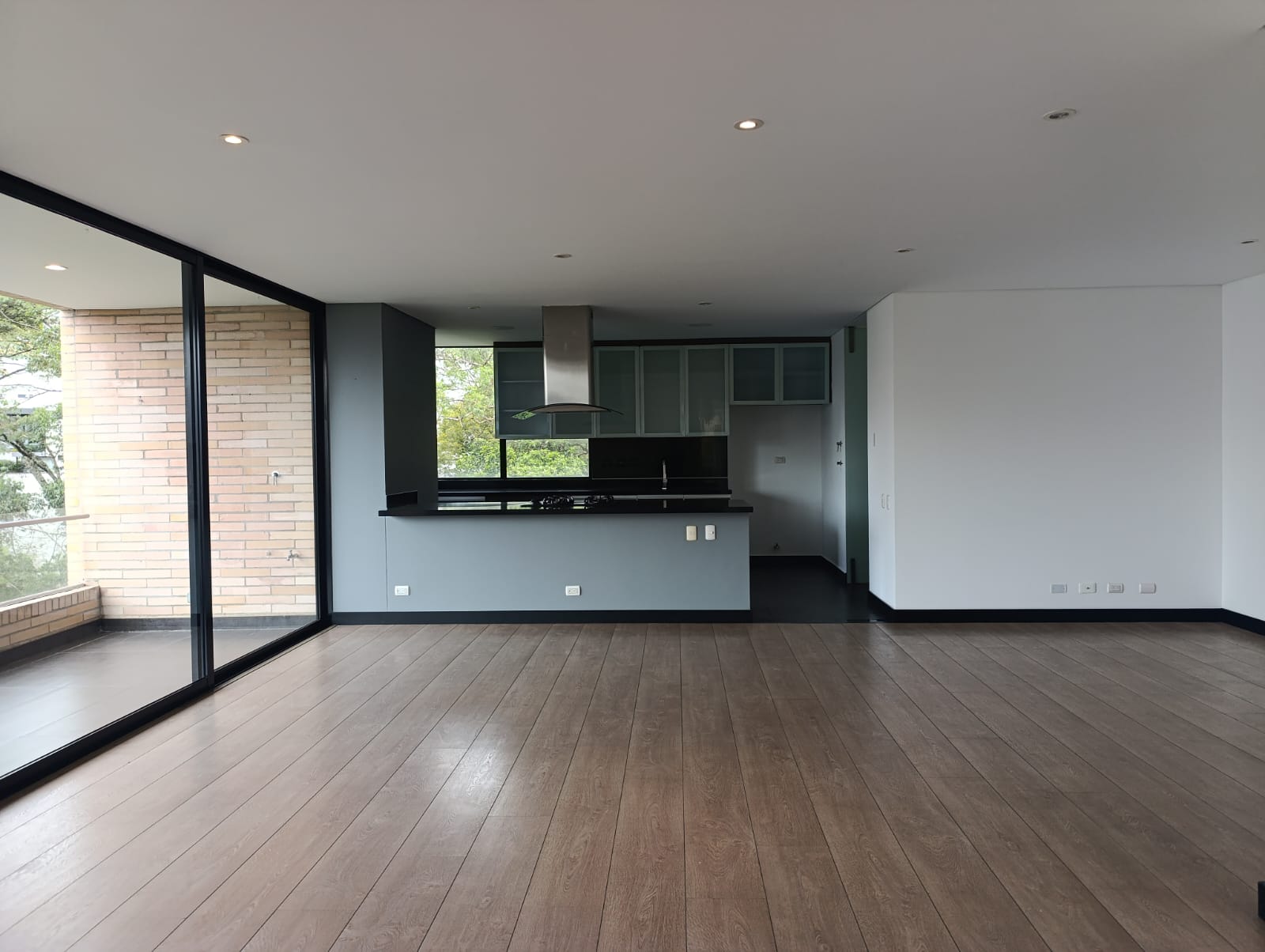 Apartamento en arriendo en El Poblado, Medellín · foto 4 de 19