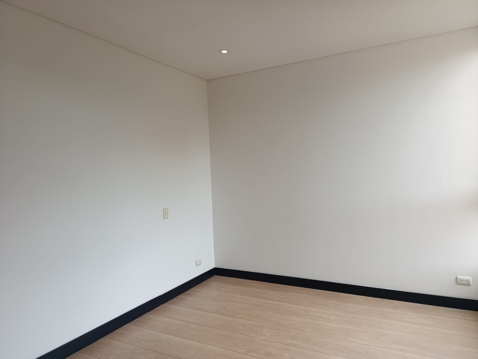 Apartamento en arriendo en El Poblado, Medellín · foto 9 de 19