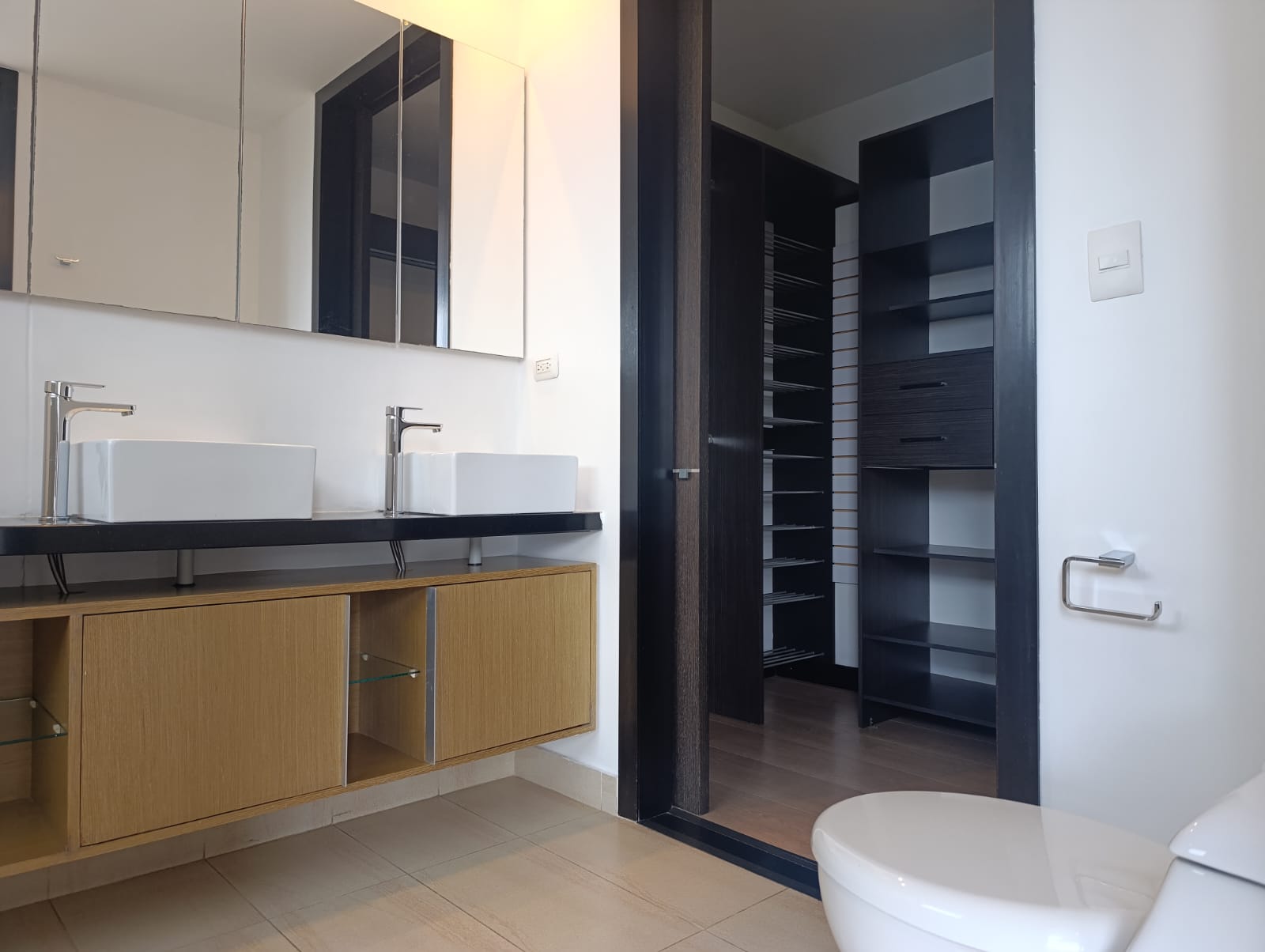 Apartamento en arriendo en El Poblado, Medellín · foto 16 de 19