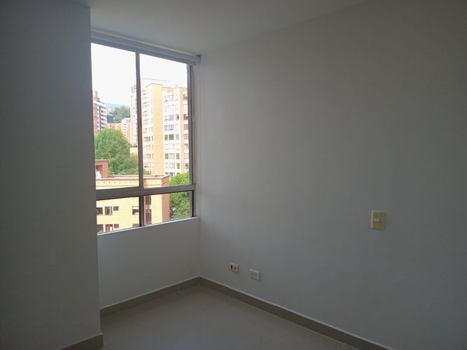 Apartamento de 3 alcobas en arriendo en El Poblado, Medellín, 70 m² · foto 10 de 17