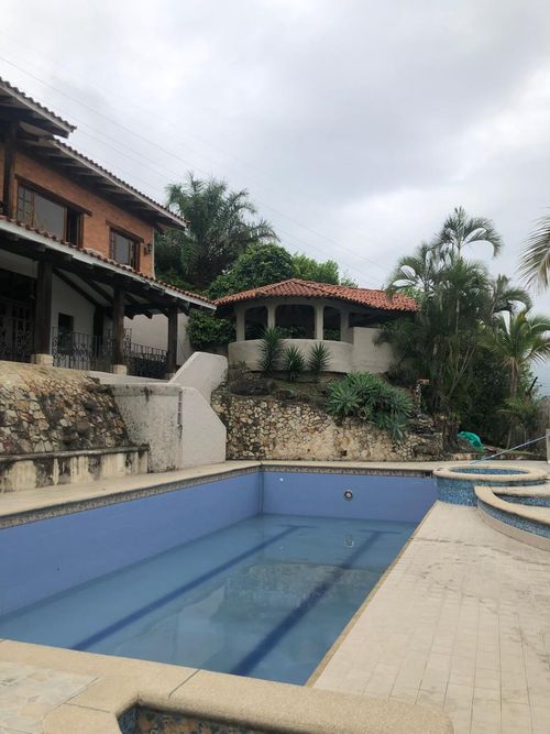 Casa de 6 alcobas en venta en Arroyohondo, Yumbo, 1900 m² · foto 17 de 17