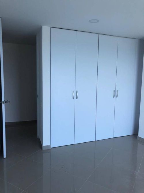Apartamento de 2 alcobas en venta en Crespo, Cartagena, 125 m² · foto 10 de 15
