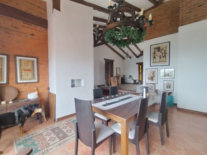 Casa de 6 alcobas en venta en Arroyohondo, Yumbo, 1900 m² · foto 6 de 17