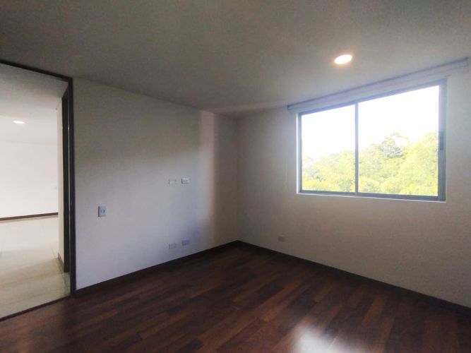 Apartamento de 2 alcobas en arriendo en El Poblado, Medellín, 84 m² · foto 6 de 13