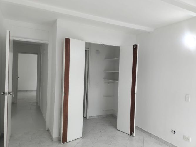 Apartamento de 3 alcobas en arriendo en El Poblado, Medellín, 100 m² · foto 7 de 16
