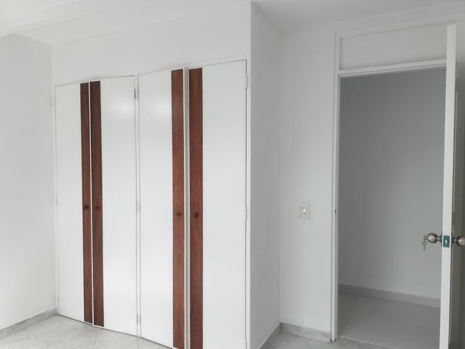 Apartamento de 3 alcobas en arriendo en El Poblado, Medellín, 100 m² · foto 12 de 16