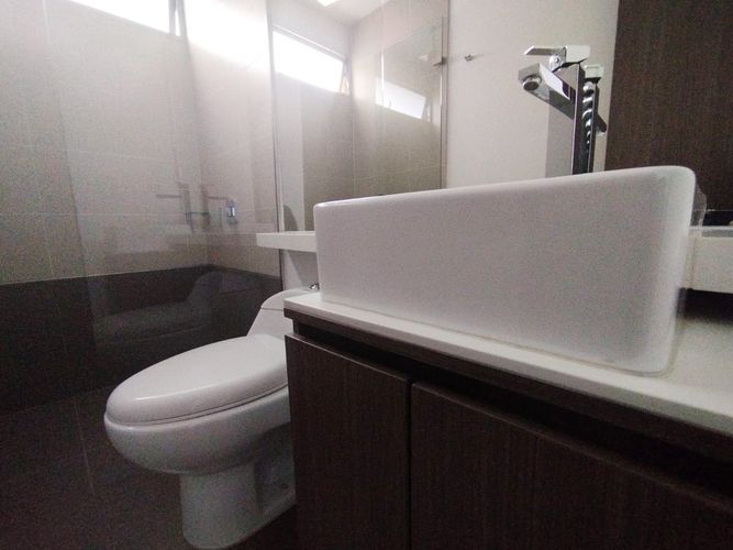 Apartamento de 3 alcobas en arriendo en El Poblado, Medellín, 127 m² · foto 15 de 15