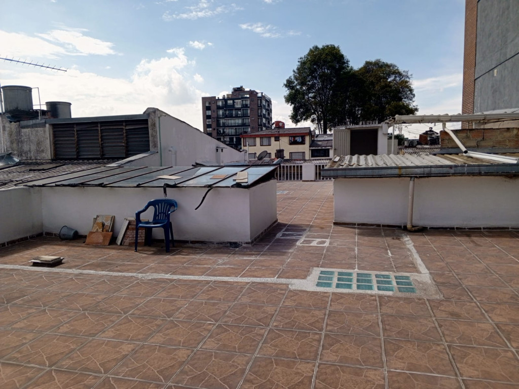Casa en venta en Normandia, Bogotá · foto 6 de 11