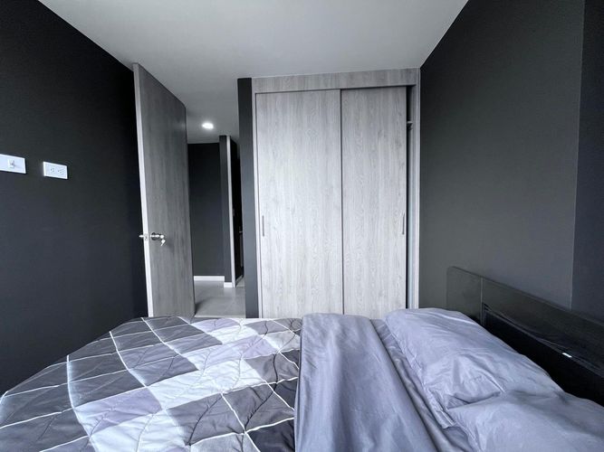 Apartamento de 3 alcobas en venta en El Poblado, Medellín, 80 m² · foto 12 de 18