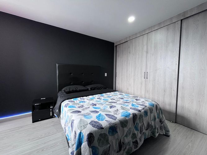 Apartamento de 3 alcobas en venta en El Poblado, Medellín, 80 m² · foto 17 de 18