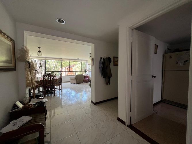 Apartamento de 3 alcobas en venta en El Poblado, Medellín, 135 m² · foto 3 de 14