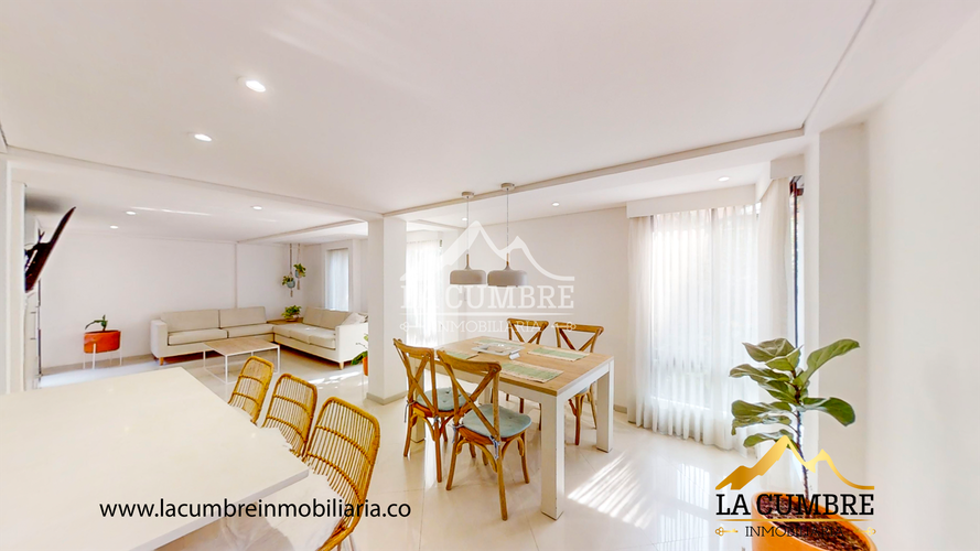 Apartamento de 3 alcobas en venta en Las Lomas, Medellín, 170 m² · foto 2 de 15