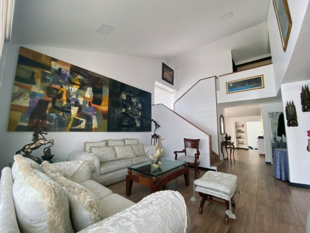 Casa en venta en Las Villas, Bogotá · foto 12 de 24