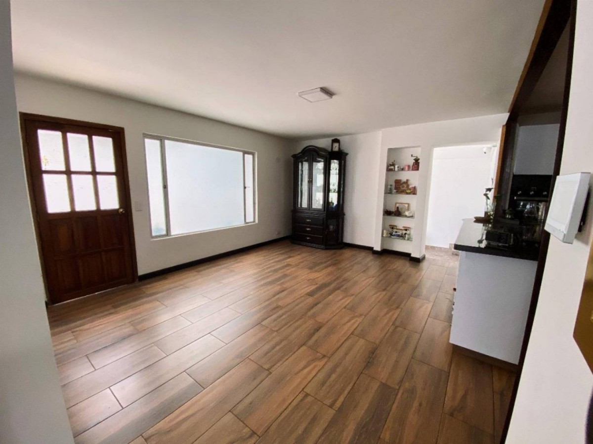 Casa en venta en Las Villas, Bogotá · foto 18 de 24