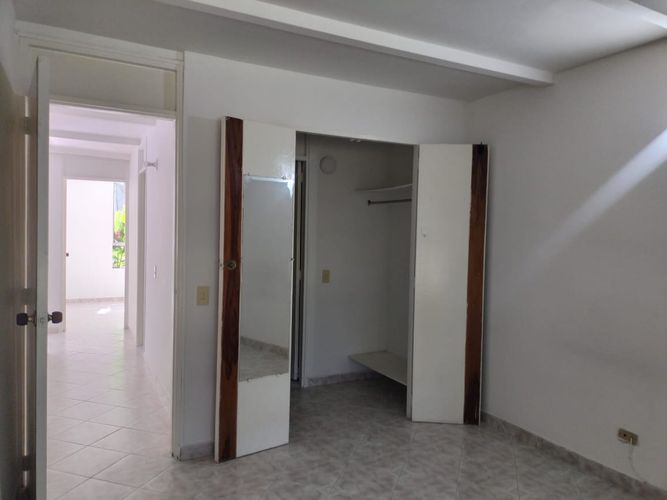 Apartamento de 3 alcobas en arriendo en El Poblado, Medellín, 118 m² · foto 9 de 18