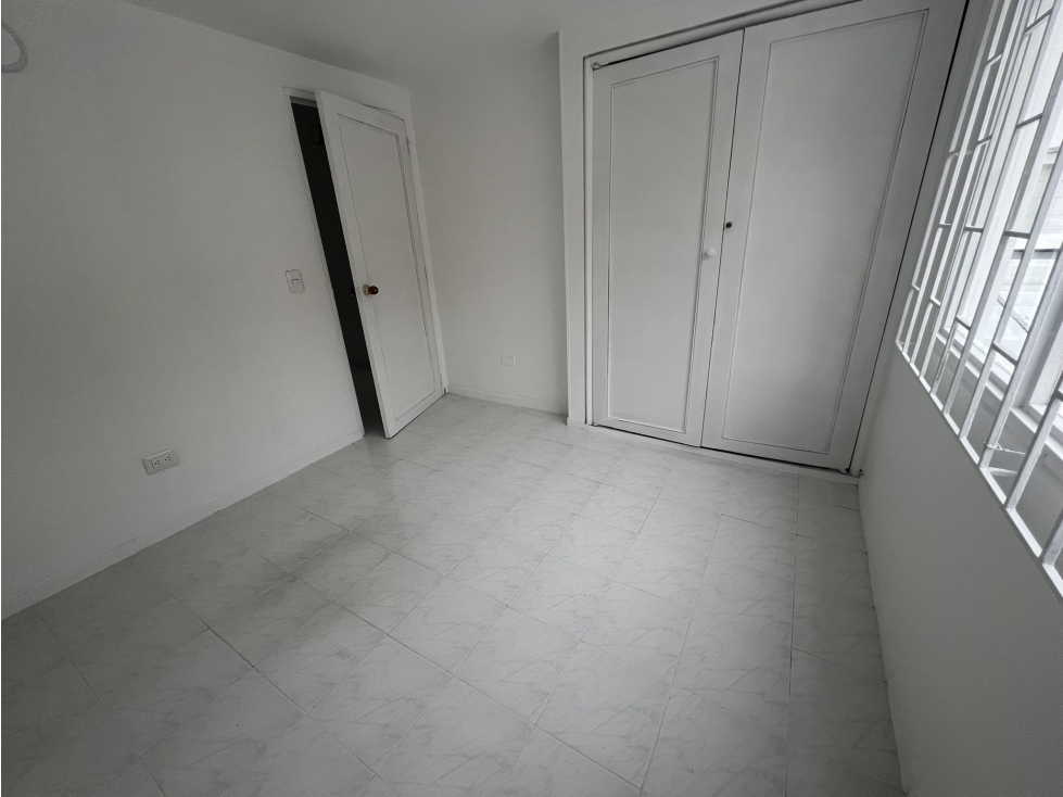 Casa en venta en Las Margaritas, Bogotá · foto 7 de 14