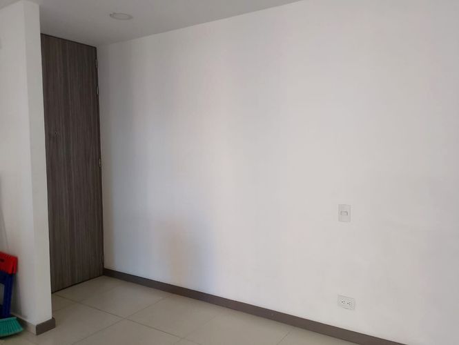 Apartamento de 3 alcobas en arriendo en Las Lomitas, Sabaneta, 76 m² · foto 3 de 19